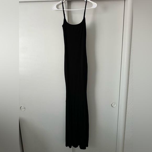 Skims Long Slip Dress - Picture 1 of 6